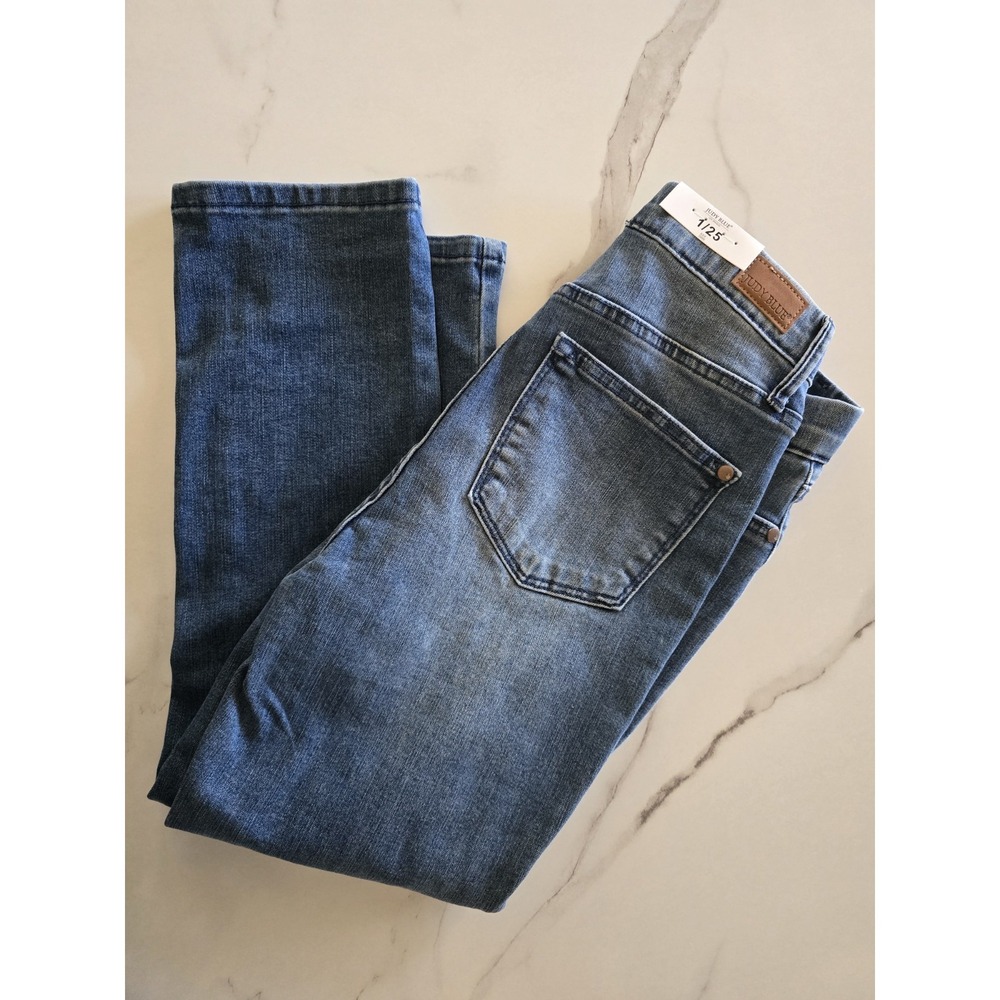 NWT Judy Blue JB7811MD Size 1/25 High Waist Skinny Capri Jeans Medium Wash